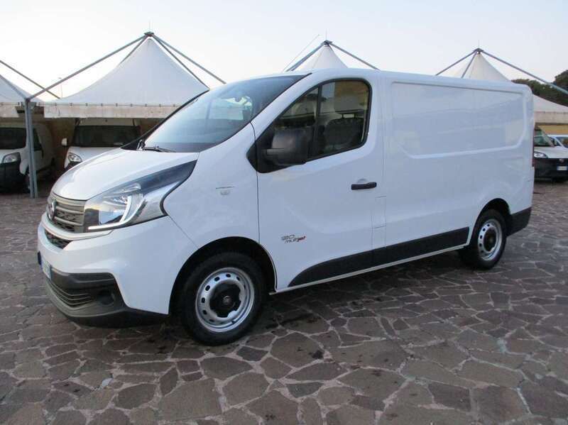 Bianco Usata 2017 Fiat Talento Furgone | 12.000 € (Super prezzo) - Immagine 1/4
