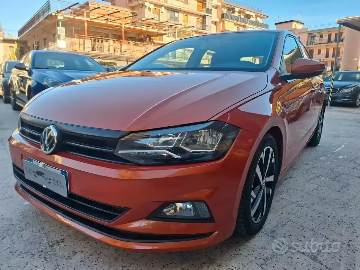 Usata VW Polo Highline 95 CV (69 kW) 2018 Arancione Utilitaria