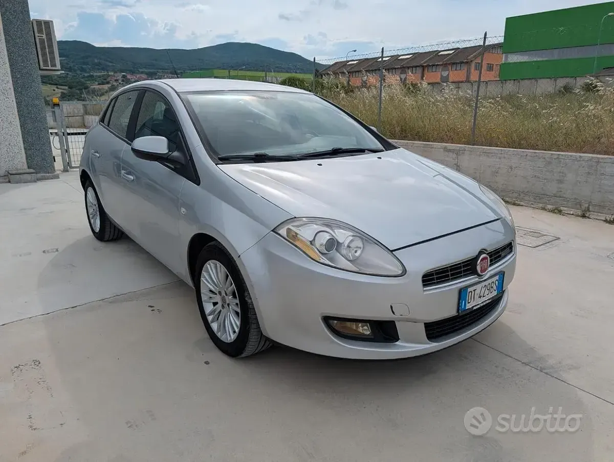 Usata Fiat Bravo Dynamic 120 CV (88 kW) 2009 Grigio Utilitaria