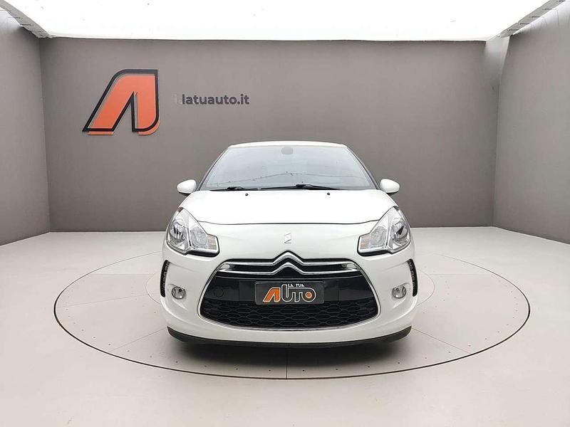 Usata DS Automobiles DS3 So Chic 110 CV (80 kW) 2016 Bianco Utilitaria