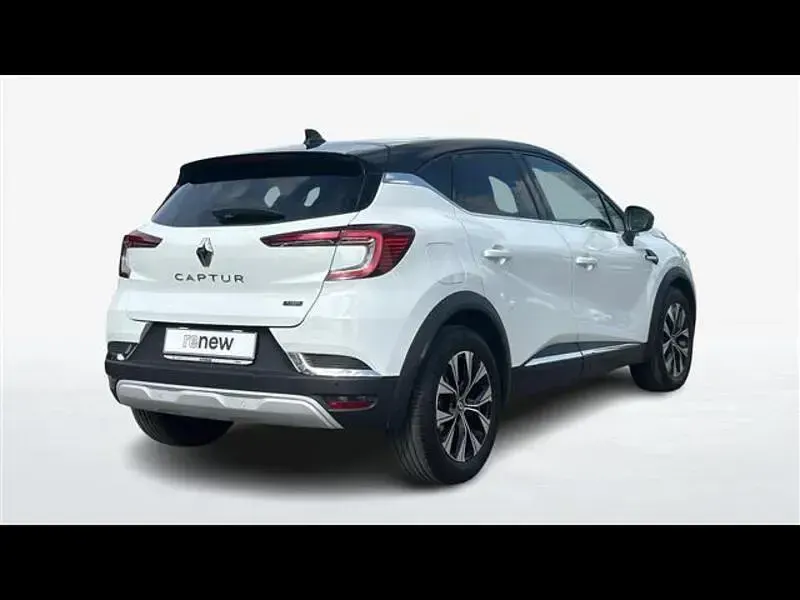 Usata Renault Captur Techno 145 CV (106 kW) 2023 Bianco SUV