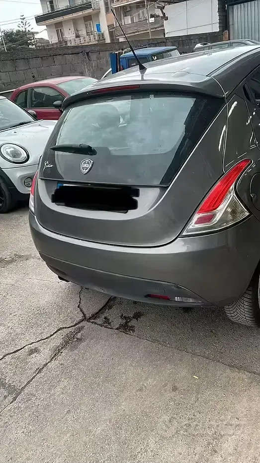 Usata Lancia Ypsilon 69 CV (50 kW) 2014 Utilitaria