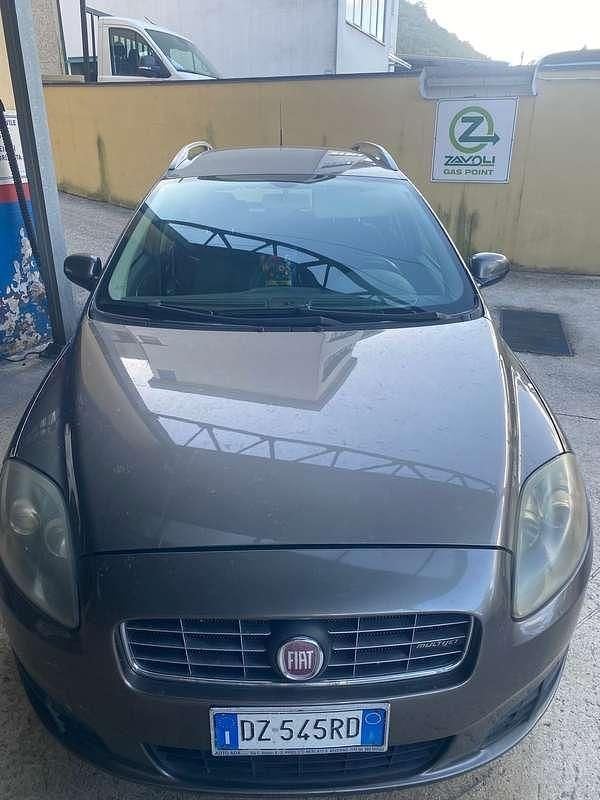 Usata Fiat Croma Dynamic 120 CV (88 kW) 2009 Bronzo Station wagon