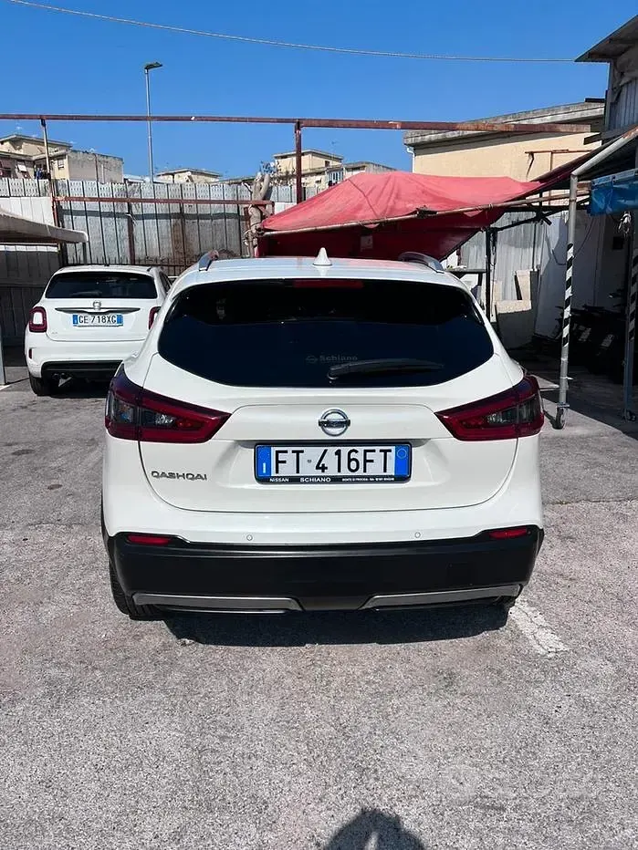 Usata Nissan Qashqai 116 CV (85 kW) 2018 Bianco SUV