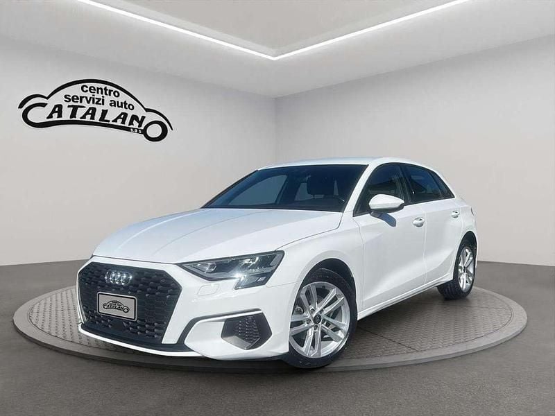 Bianco Usata 2022 Audi A3 S-Line Tre volumi | 22.990 € (Super prezzo) - Immagine 1/4