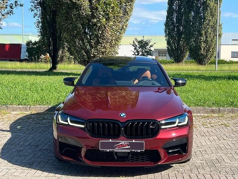 Usata BMW M5 Competition Edition 625 CV (459 kW) 2024 Rosso ciliegia perlato Berlina