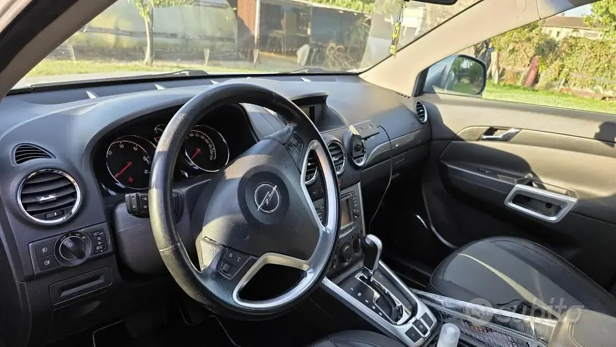 Usata Opel Antara 163 CV (119 kW) 2012 SUV