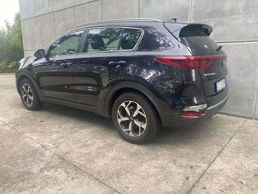Usata Kia Sportage 116 CV (85 kW) 2021 Nero SUV