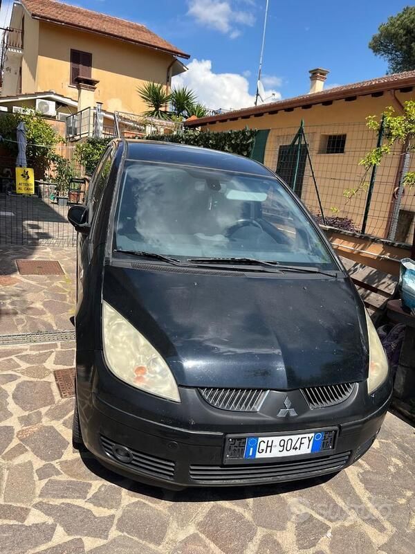 Usata Mitsubishi Colt 95 CV (69 kW) 2007 Nero Berlina