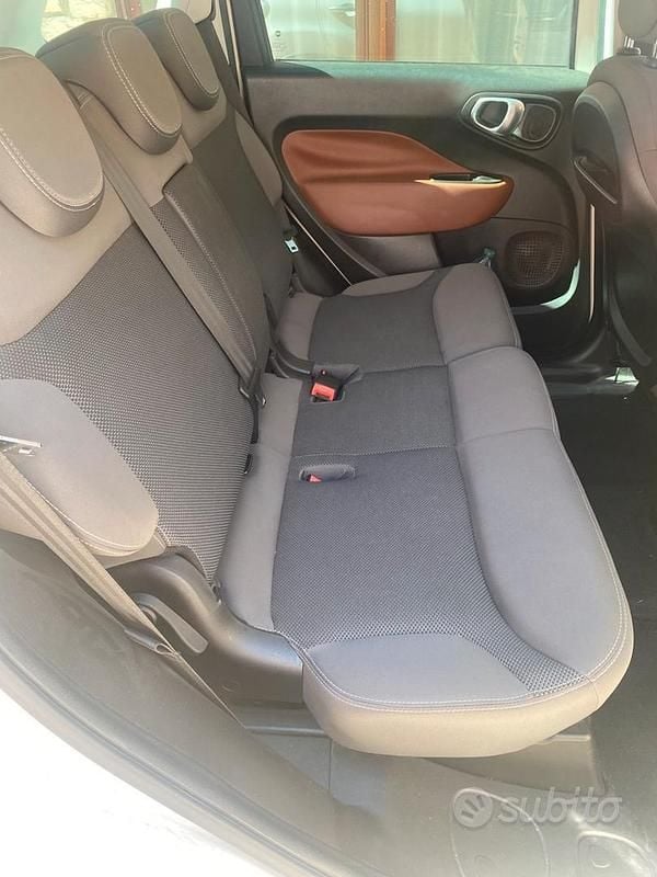 Usata Fiat 500L Trekking 105 CV (77 kW) 2015 Bianco Monovolume