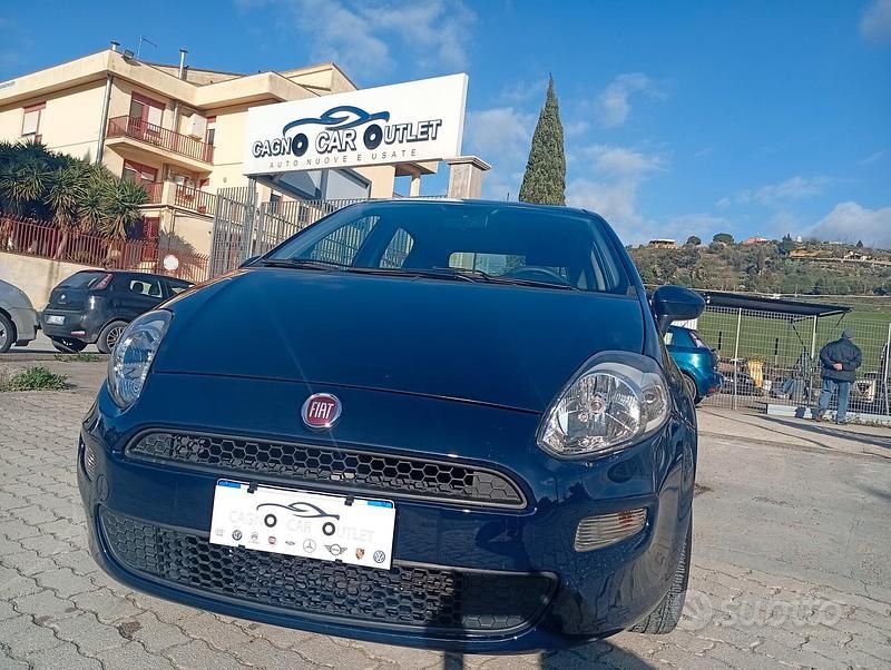 Usata Fiat Punto Street 77 CV (56 kW) 2016 Utilitaria