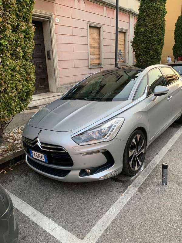 Usato 2012 Citroën DS5 2.0 Diesel 163 CV (8.300 €)