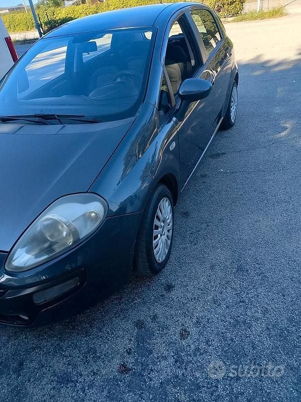 Usata Fiat Grande Punto 65 CV (47 kW) 2010 Blu Utilitaria