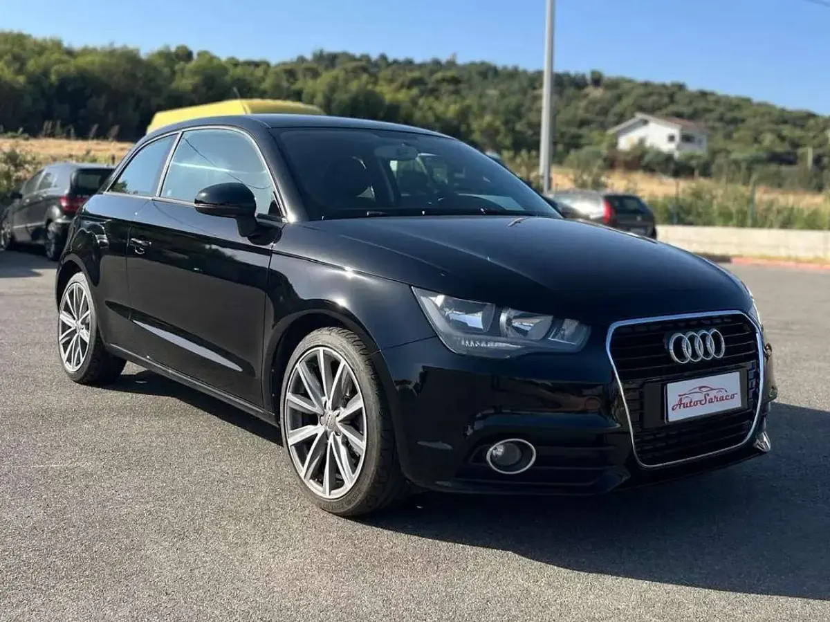Usata Audi A1 Ambition 105 CV (77 kW) 2011 Nero Utilitaria