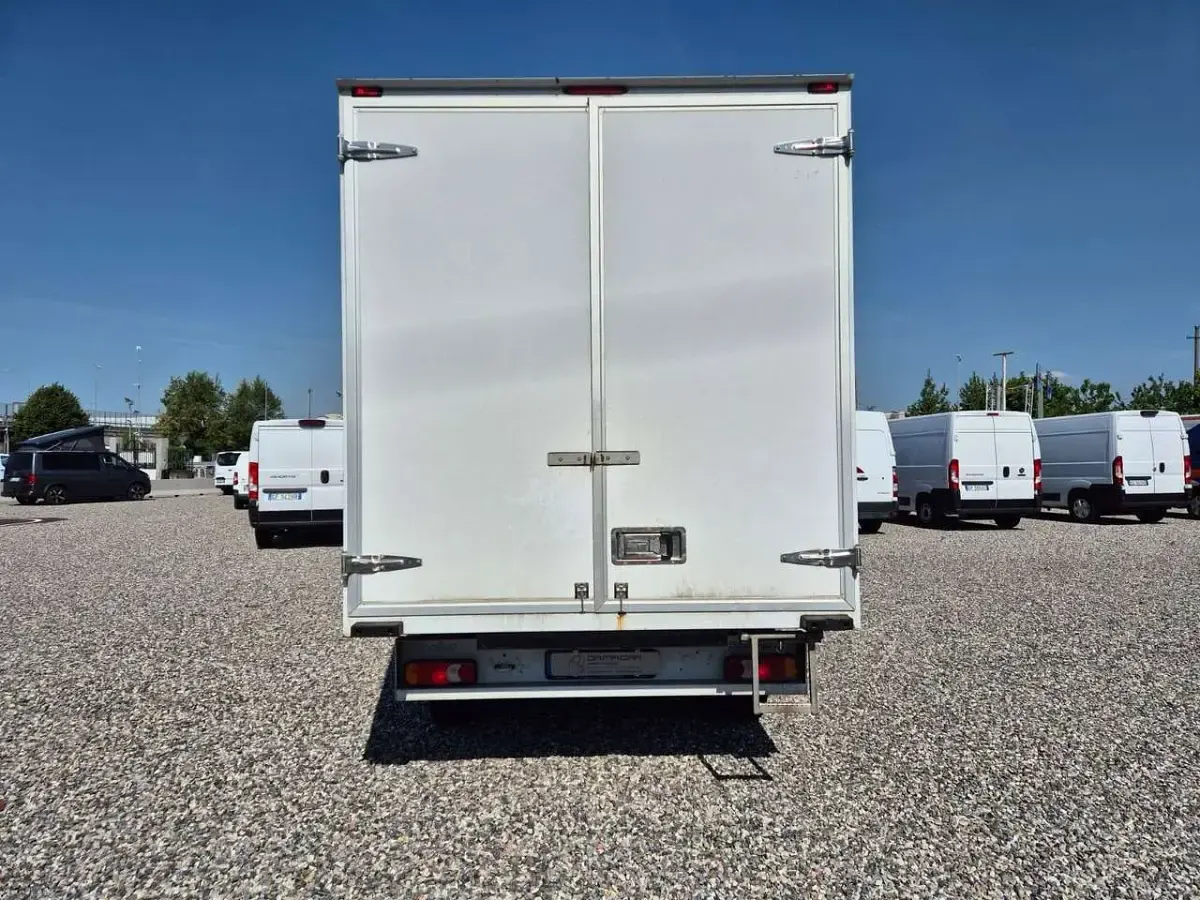 Usata Renault Master 145 CV (106 kW) 2022 Bianco Monovolume