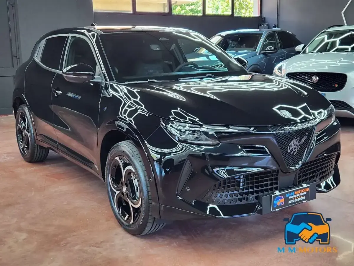 Nuova Alfa Romeo GT Junior 145 CV (106 kW) 2026 Nero SUV