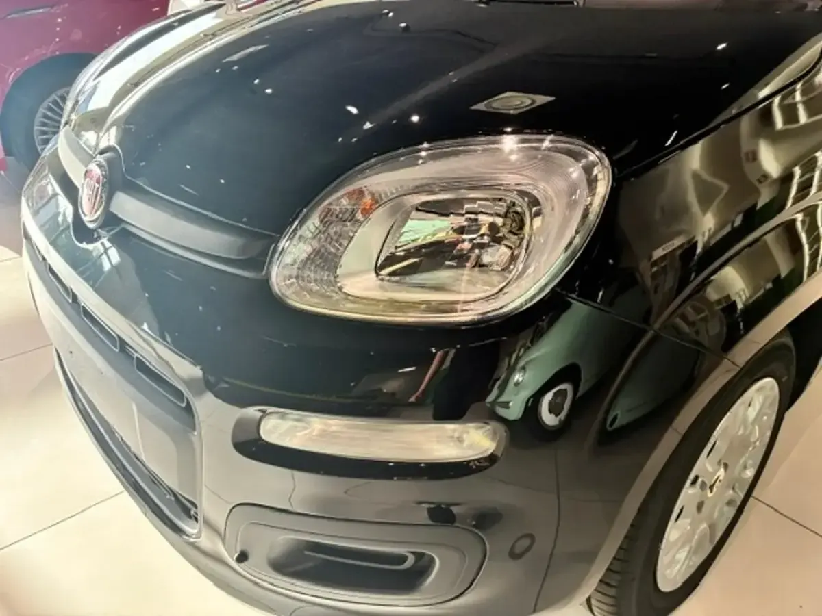 Nuova Fiat Panda 70 CV (51 kW) 2025 Nero Utilitaria