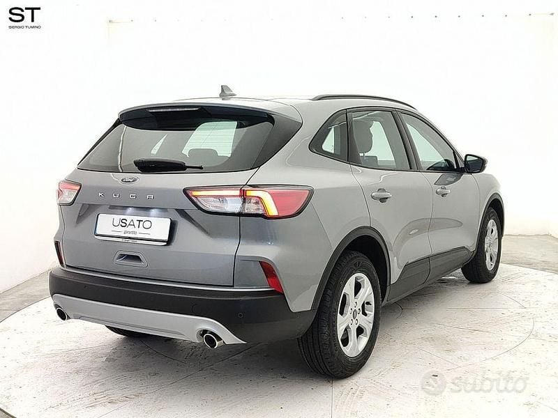 Usata Ford Kuga Business Edition 120 CV (88 kW) 2022 Grigio SUV