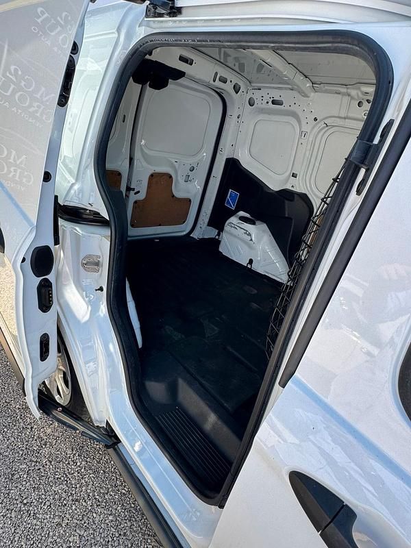 Usata Ford Tourneo Courier 99 CV (72 kW) 2021 Bianco Monovolume