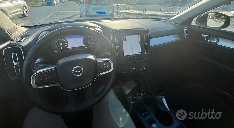 Usata Volvo XC40 Business Edition 150 CV (110 kW) 2019 Nero SUV