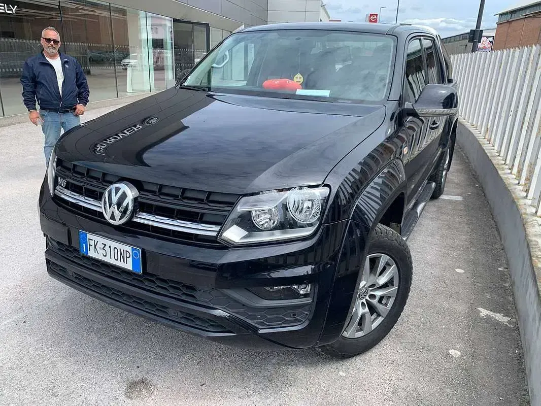 Usata VW Amarok Highline 224 CV (164 kW) 2017 Nero Pick-up