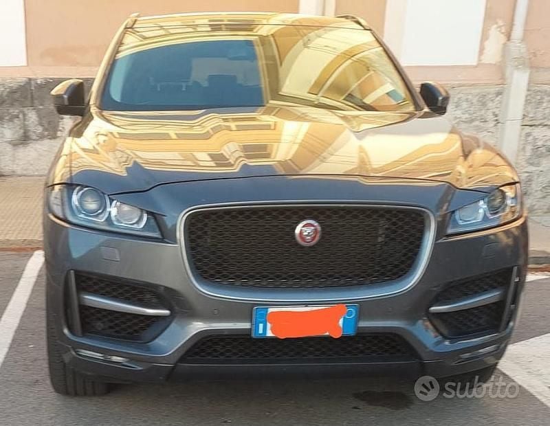 Usata Jaguar F-Pace 300 CV (220 kW) 2017 Grigio SUV