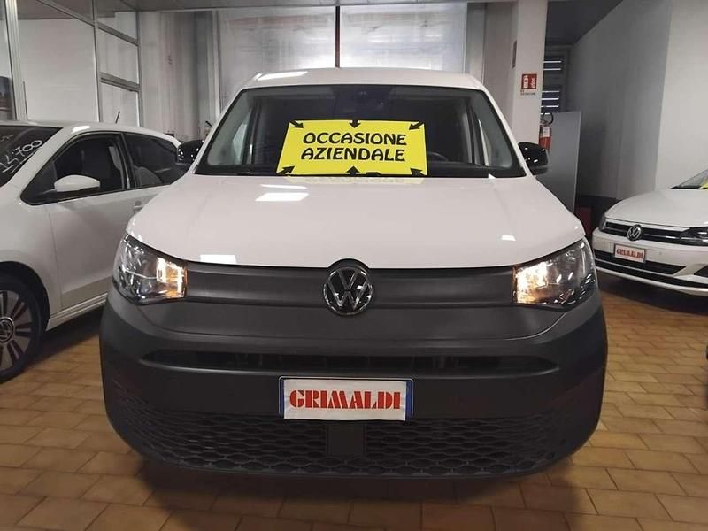 Usata VW Caddy Maxi 102 CV (75 kW) 2024 Bianco Monovolume