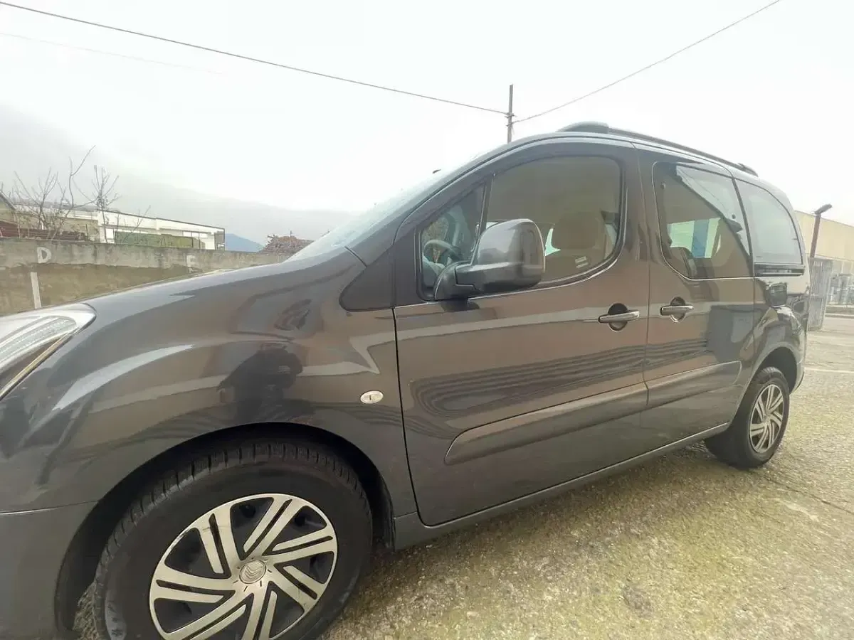 Usata Citroën Berlingo XTR 111 CV (81 kW) 2013 Other Monovolume