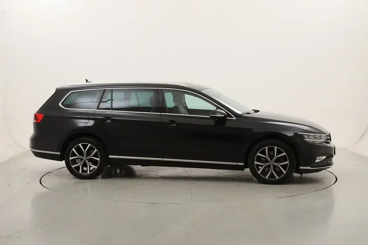 Usata VW Passat Executive 150 CV (110 kW) 2021 Station wagon