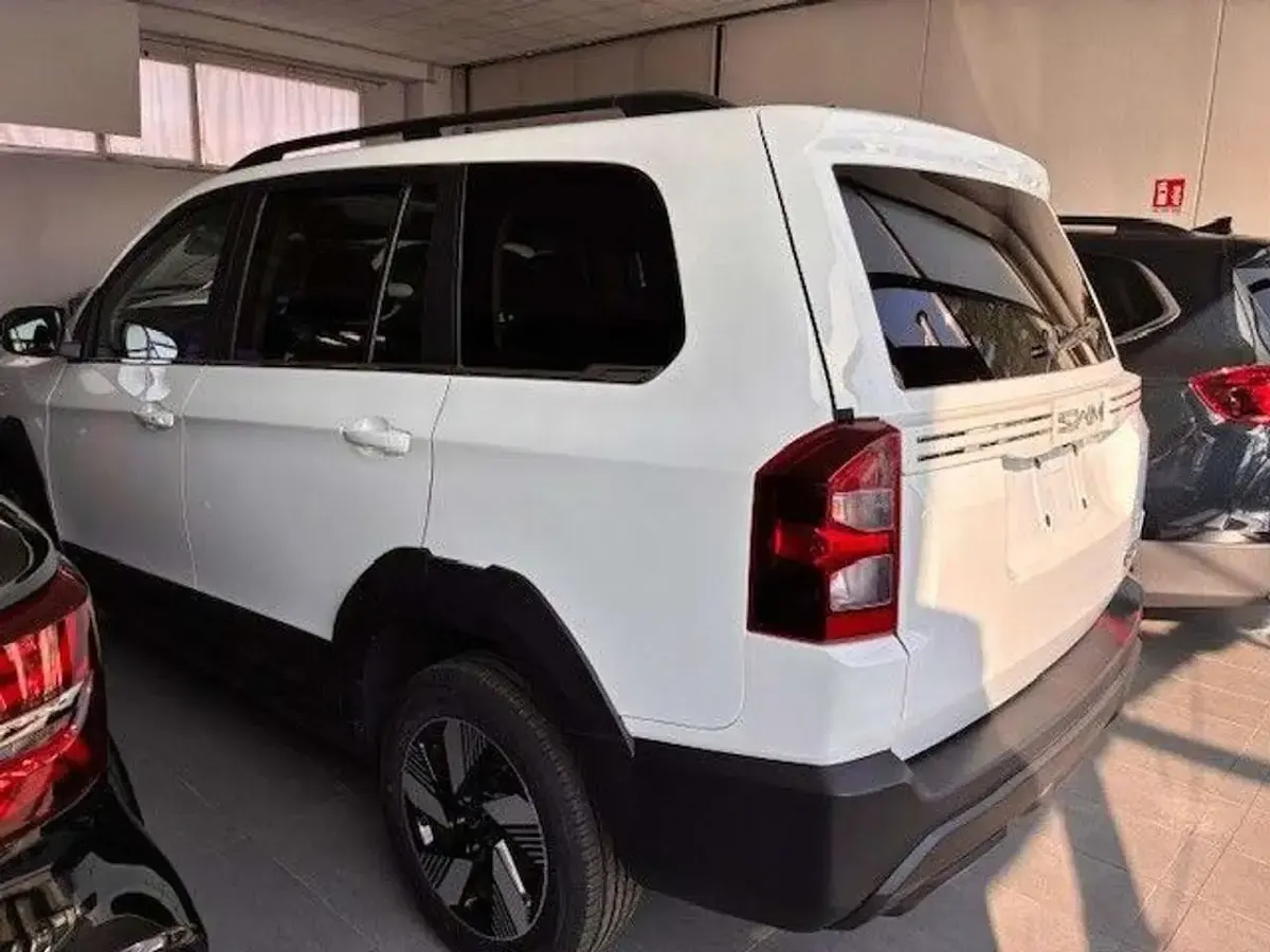 Nuova SWM G03 102 CV (75 kW) 2026 Bianco SUV