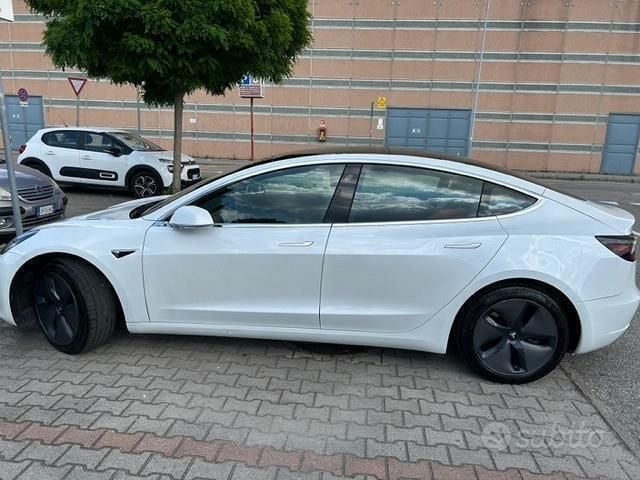 Usata Tesla Model 3 Long Range RWD 152 kW (208 CV) 2020 Berlina