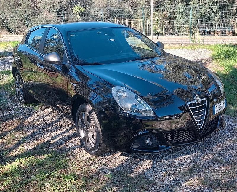 Usata Alfa Romeo Giulietta Progression 170 CV (125 kW) 2011 Nero Utilitaria
