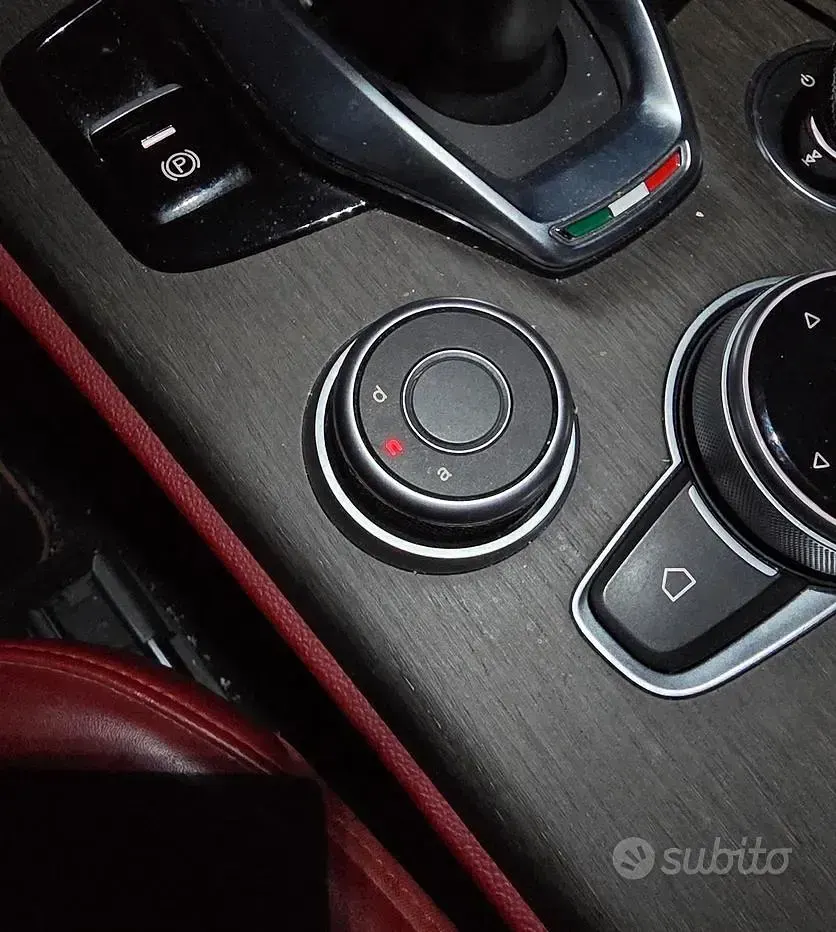 Usata Alfa Romeo Stelvio Ti 210 CV (154 kW) 2020 Grigio SUV