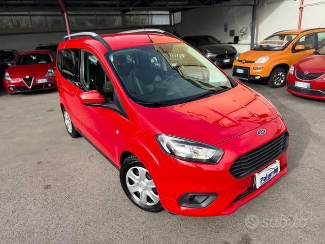 Usata Ford Tourneo Courier Sport 101 CV (74 kW) 2019 Rosso Monovolume