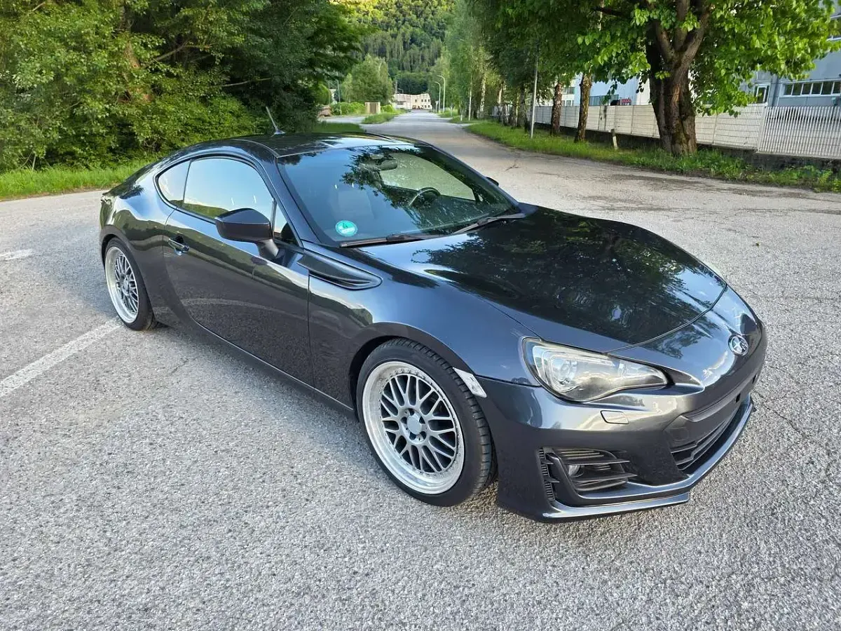 Usata Subaru BRZ 200 CV (147 kW) 2012 Grigio Coupé