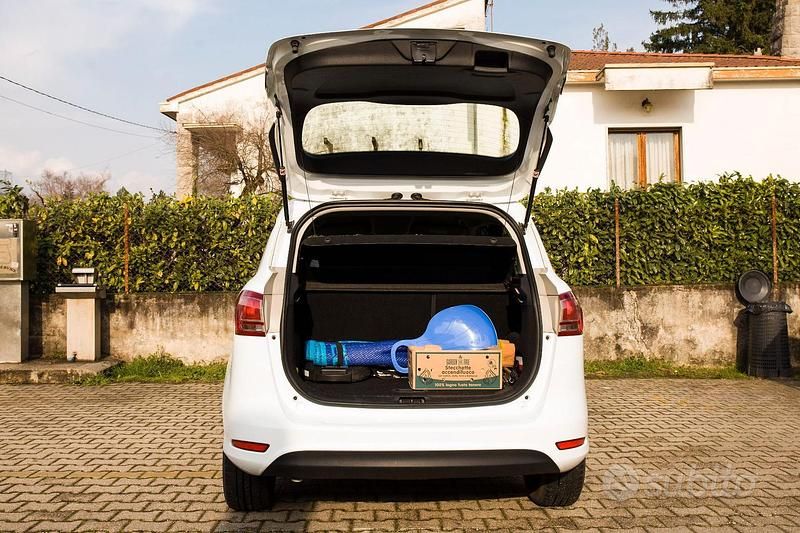 Usata Ford B-MAX 95 CV (69 kW) 2015 Bianco Monovolume