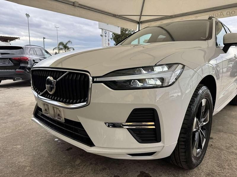 Usata Volvo XC60 Momentum 197 CV (144 kW) 2021 Bianco SUV