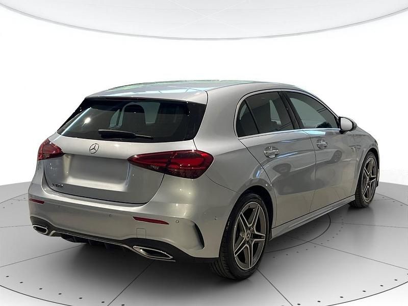 Usata Mercedes A180 Advanced 136 CV (100 kW) 2025 Grigio Berlina