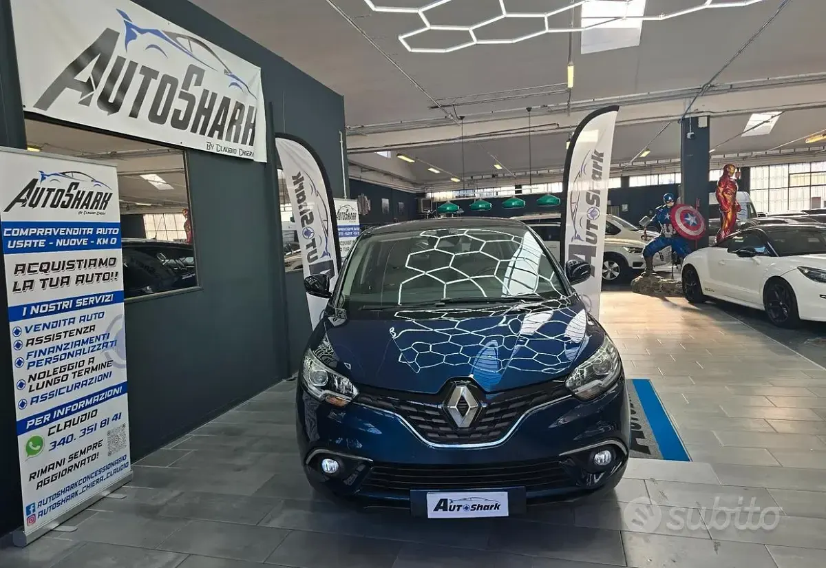 Usata Renault Scénic 110 CV (80 kW) 2018 Bluazzurro Monovolume