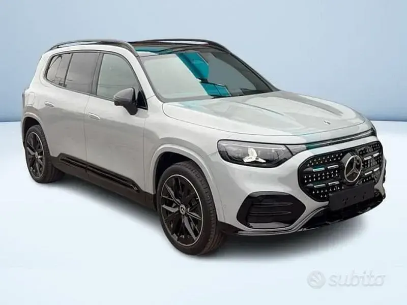 Nuova Mercedes 350 AMG Line Premium 22 kW (30 CV) 2026 Grigio Berlina