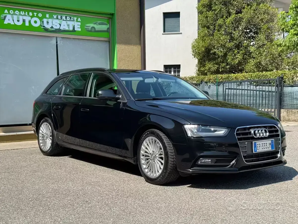 Usata Audi A4 Business Plus 120 CV (88 kW) 2013 Nero Station wagon