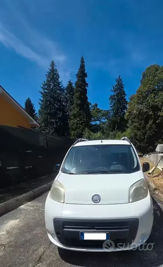 Usata Fiat Qubo Trekking 77 CV (56 kW) 2012 Bianco Monovolume