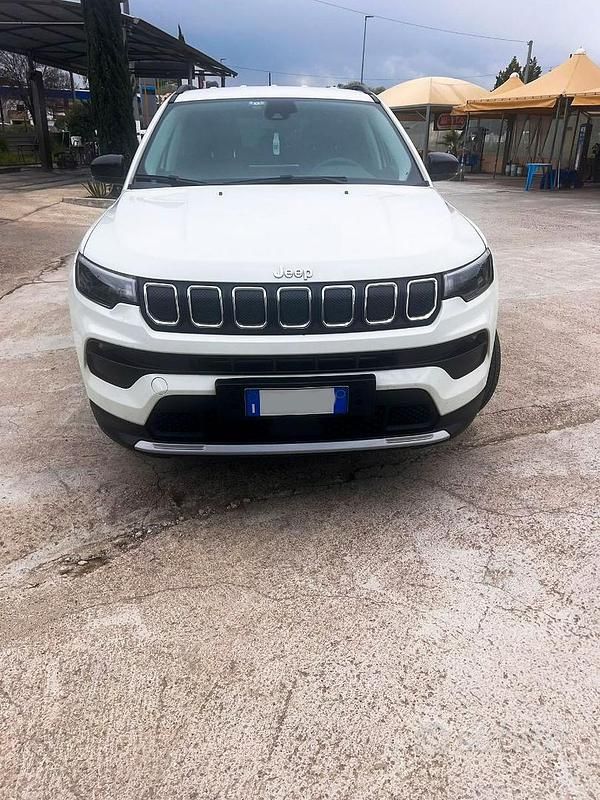 Usata Jeep Compass 131 CV (96 kW) 2024 Bianco SUV