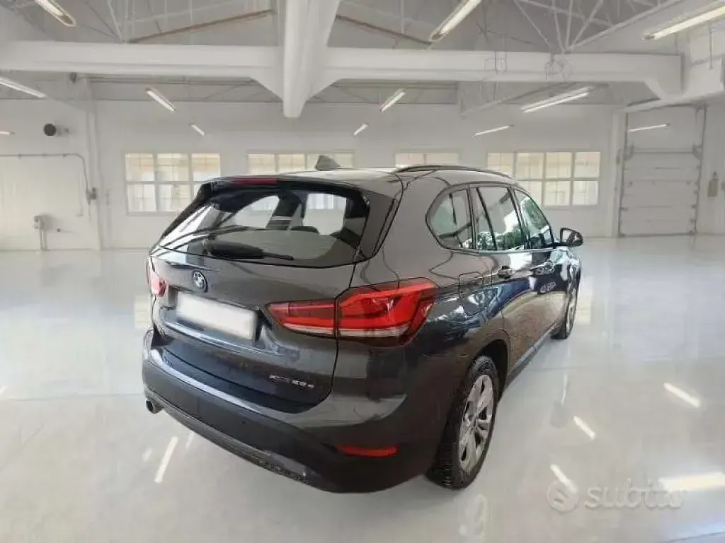 Usata BMW X1 Advantage 125 CV (91 kW) 2022 Grigio SUV