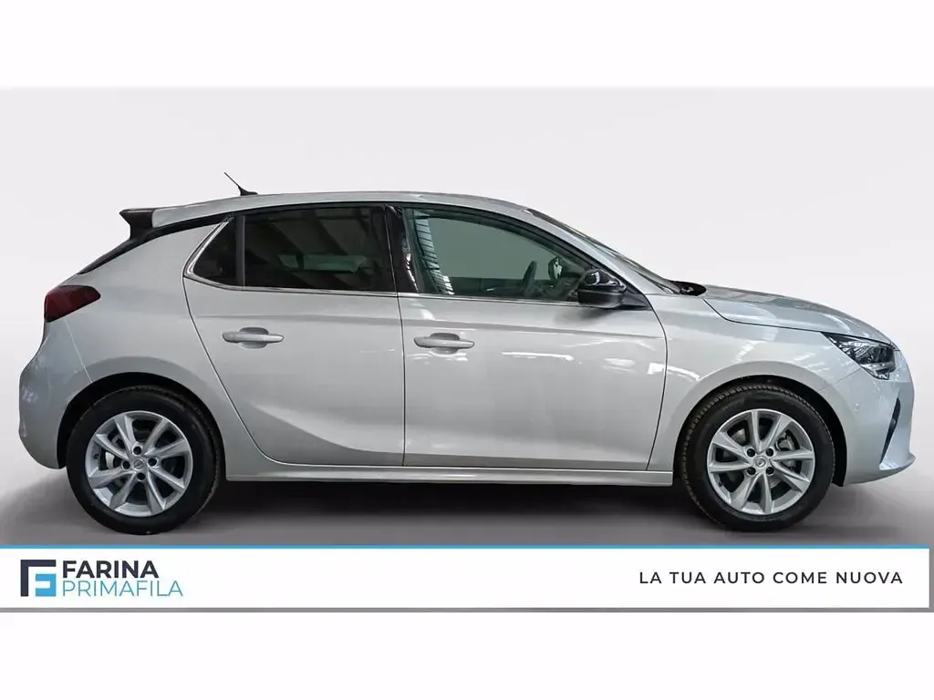 Usata Opel Corsa Elegance 101 CV (74 kW) 2023 Argento Utilitaria