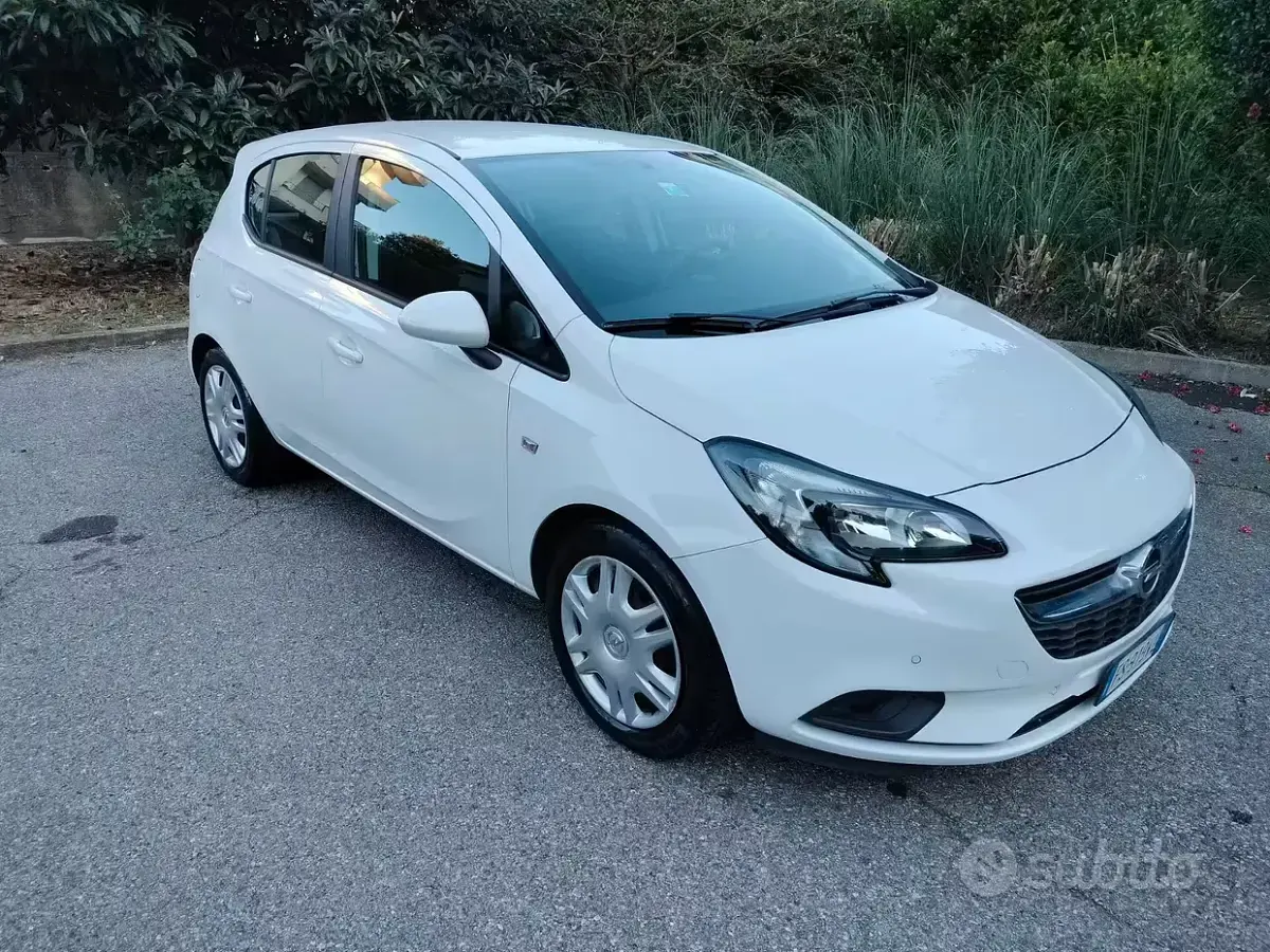 Usata Opel Corsa 90 CV (66 kW) 2018 Utilitaria