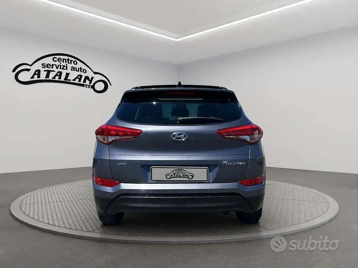 Usata Hyundai Tucson Xpossible 116 CV (85 kW) 2016 Grigio SUV
