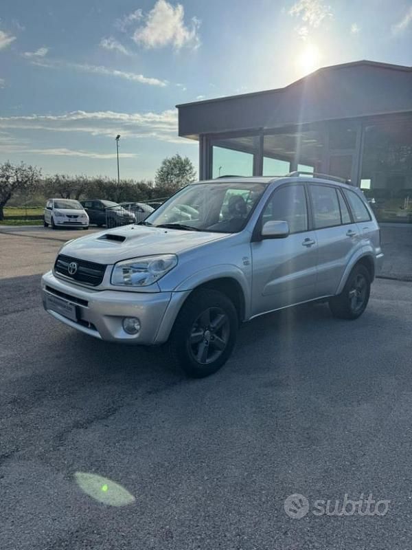 Usata Toyota RAV4 Sol 116 CV (85 kW) 2003 Grigio SUV