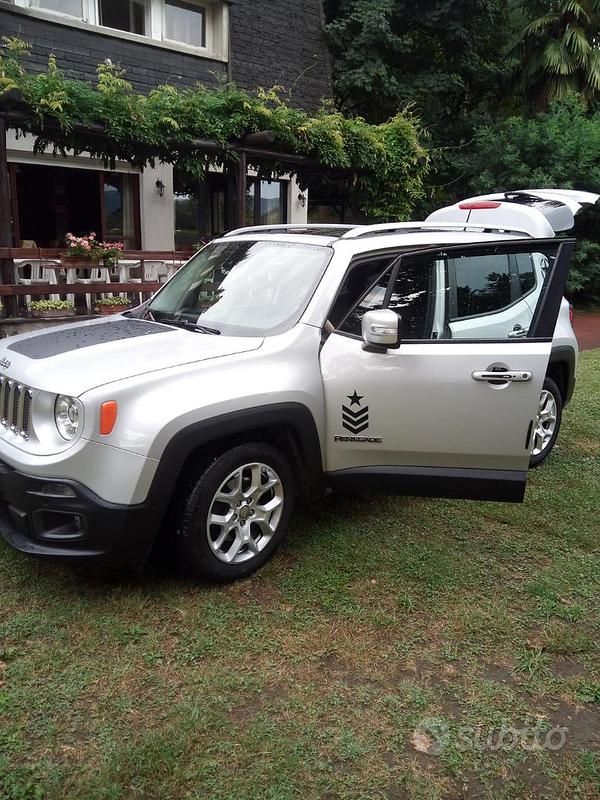 Usata Jeep Renegade 120 CV (88 kW) 2016 Grigio SUV