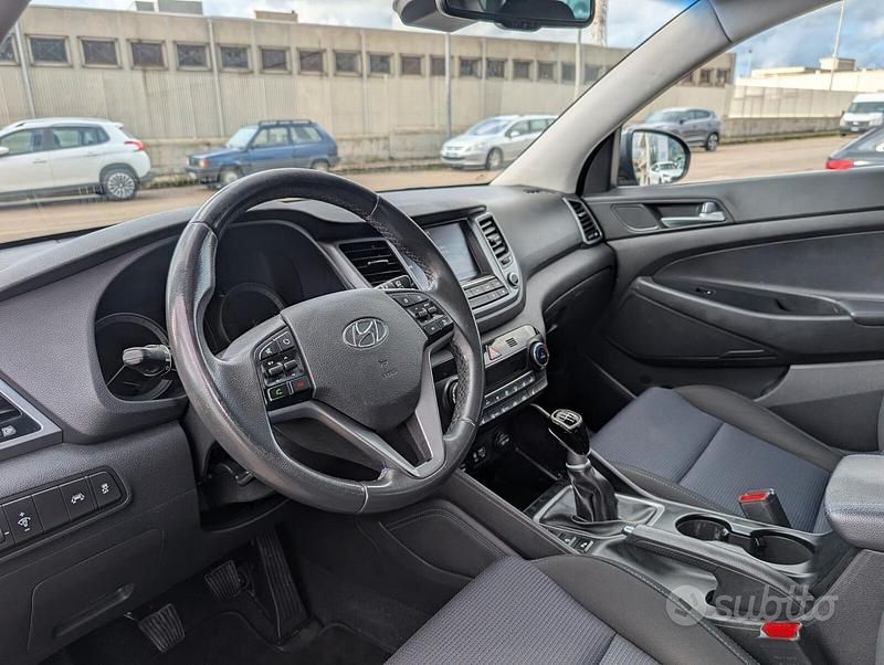 Usata Hyundai Tucson Comfort 136 CV (100 kW) 2018 Grigio SUV